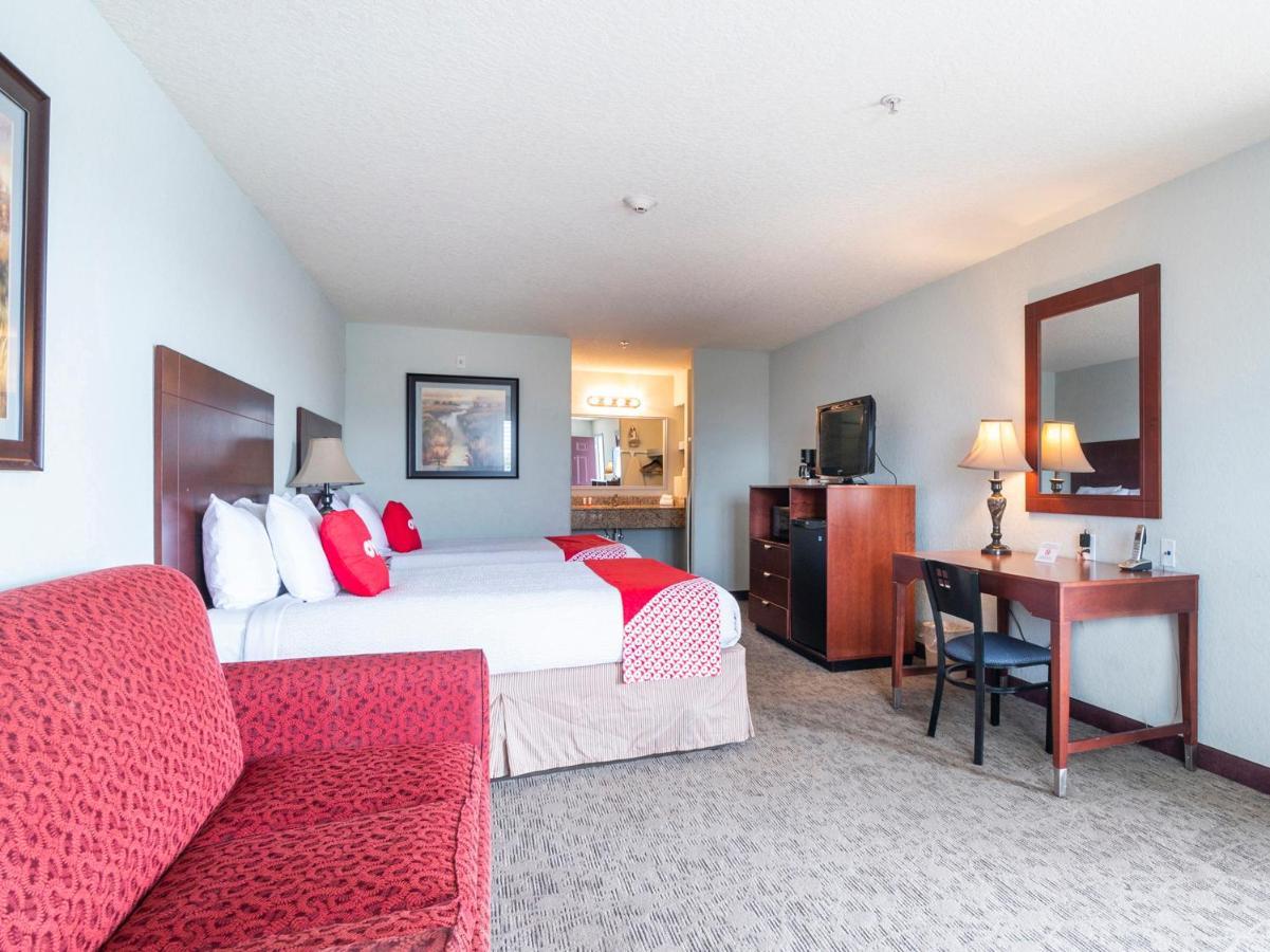 Oyo Hotel Pearsall I-35 West Εξωτερικό φωτογραφία